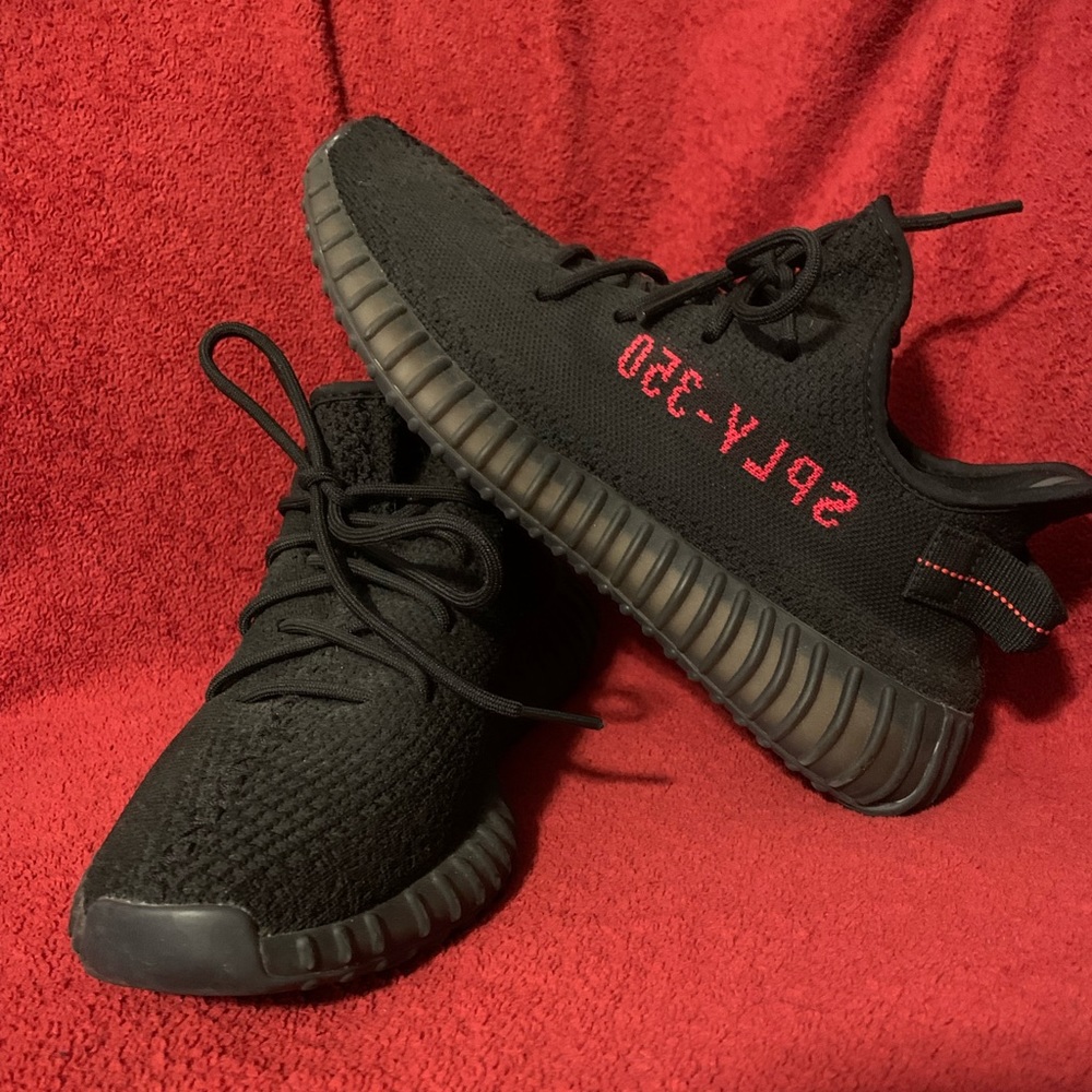 Yeezy black size 11